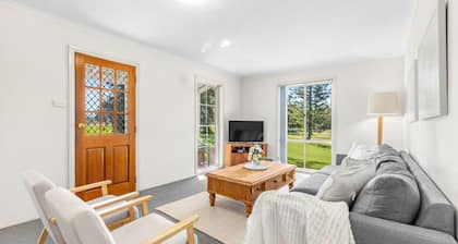 Madigan Cottages | Settlers Cottage