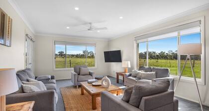 Madigan Cottages | The Homestead