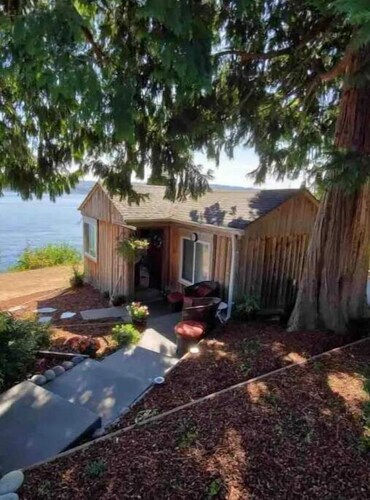 Silver Fox Log Cabin