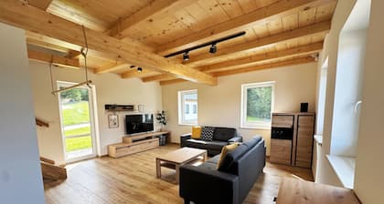 13ka Sunny Lodge by Interhome