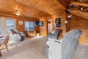 Smart TV, ping pong, books