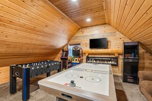 Spielezimmer