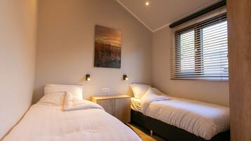 3 dormitoris, escriptori i Internet