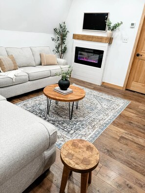 Smart TV, fireplace, music library