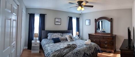 2 bedrooms, iron/ironing board, free WiFi, bed sheets