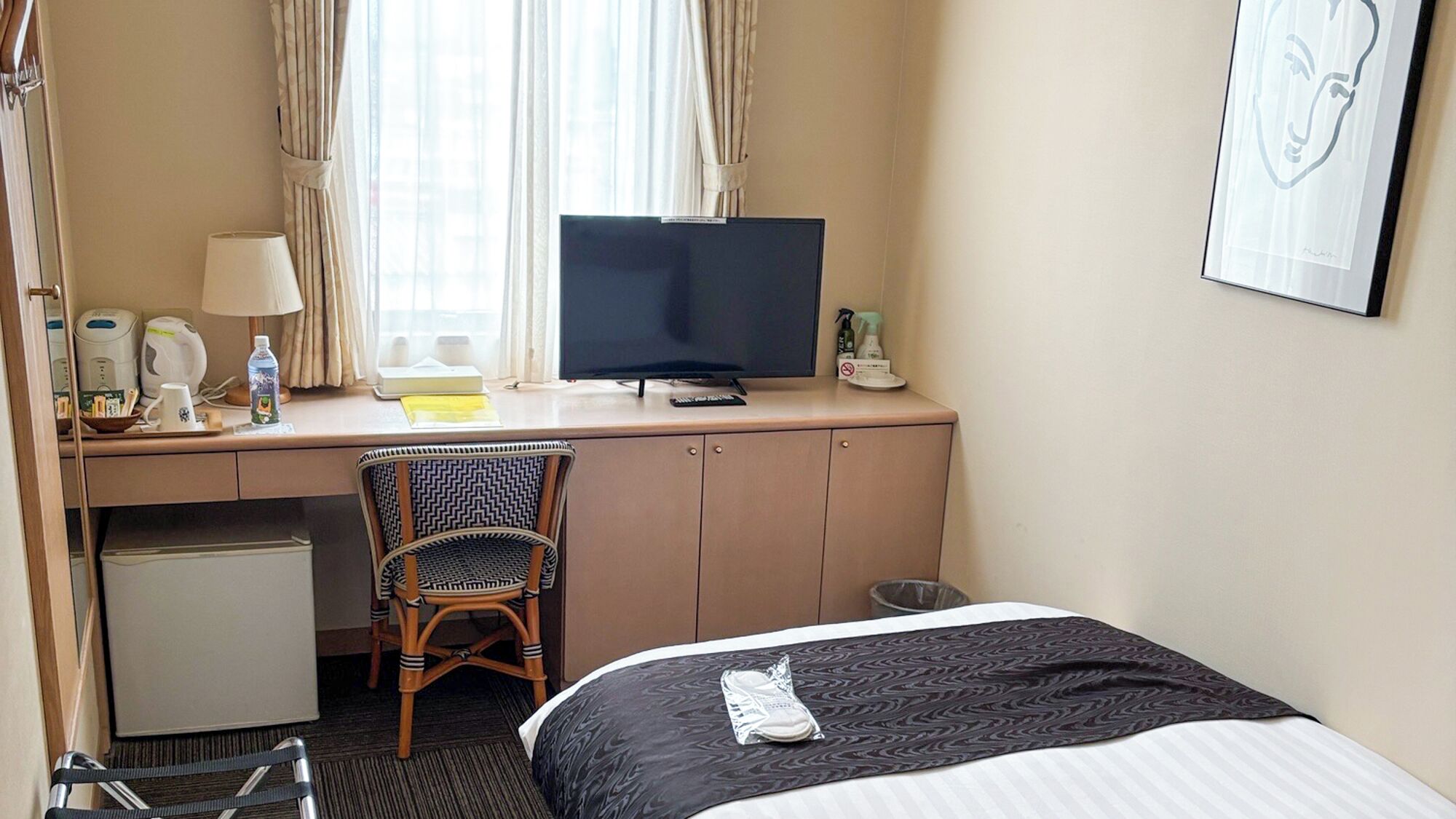 1 bedroom, WiFi (free), bed sheets