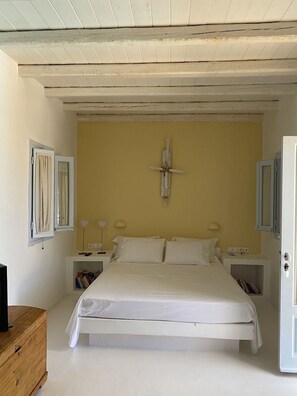 3 bedrooms, iron/ironing board, WiFi, bed sheets - Antiparos-Villa Sunset (Antiparos)