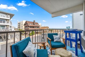 Property grounds - Exquisite Ocean View Condo with Pool (Ocean City)
