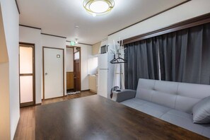 Basic House | Living area - Mikazuki Ukima (Tokyo)