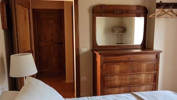 3 chambres, lit parapluie, Wi-Fi gratuit, draps fournis