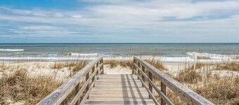 3BR Pawleys Island Condo | Near Beach | Sleeps 8