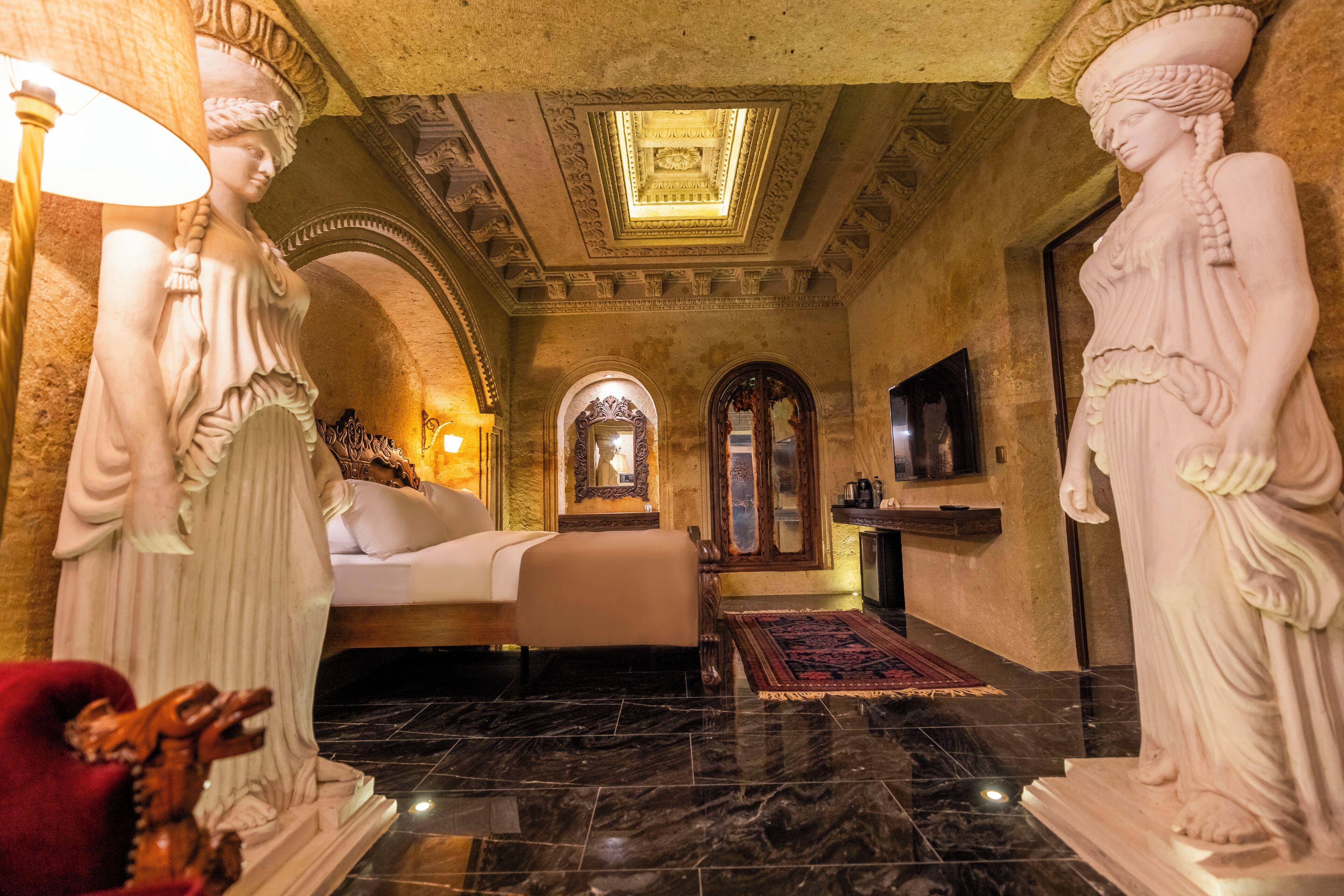 Premium Suite, 1 Double Bed, Jetted Tub (Cave) | Egyptian cotton sheets, premium bedding, down comforters