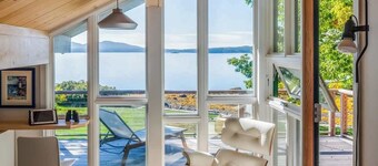 Oak Point Bluff! New! Oceanfront!