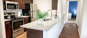 Family Retreat - Near Shopping, Dining & Beach