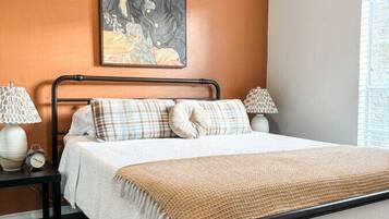 2 quartos, ferros/tábuas de passar roupa, Wi-Fi de cortesia