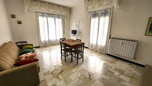 Living area - Gambero Rosso apartment in Levanto 80m from the sea (Levanto)