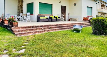 Seafront villa directly on the promenade of Castiglione della Pescaia