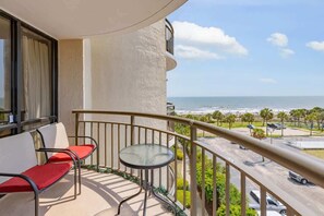 Property grounds - King Suite, Kitchen, New HVAC, Ocean Views, Walk to Attractions & Restaurants (Myrtle Beach)
