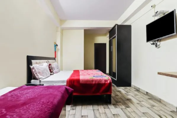 Kolmen hengen deluxe-huone | Äänieristys, ilmainen Wi-Fi, vuodevaatteet