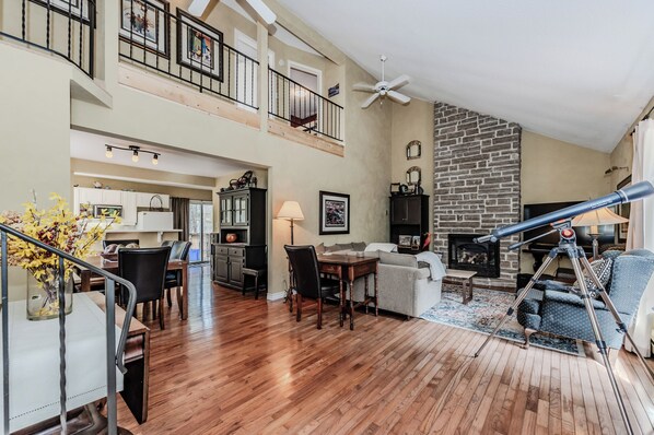 Smart TV, fireplace, DVD player