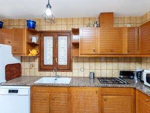 Fridge, microwave, oven, dishwasher