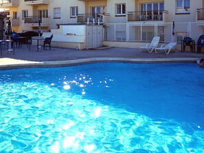 Pool - Cozy Apartment Near Beach, Central Location, Pool, Free WiFi, AC, Terrace, Fully Equipped (L'Estartit)