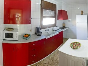 Fridge, microwave, coffee/tea maker