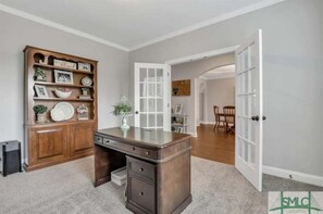 Interior - Beautiful Luxury Home with a Country Twist/ Spacious home with Half an acre! (Guyton)