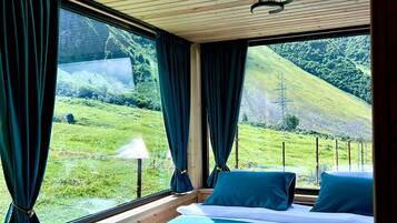 2 kamar tidur, Wi-Fi gratis, dan seprai linen