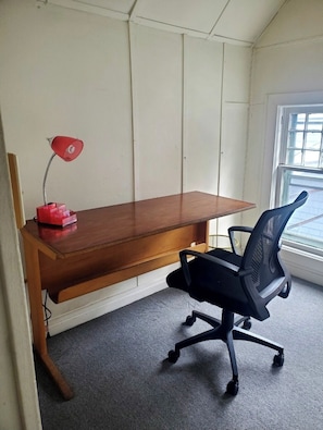 Interior - Beatiful & spacious Elmwood Village duplex!  Over 1500 square foot of space! (Buffalo)