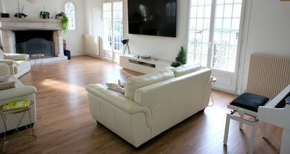 La villa Vesinet, private mension for Olympics, wealthiest suburbs of Paris