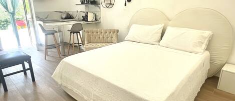1 bedroom, iron/ironing board, free WiFi, bed sheets