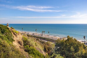 Beach nearby - Endless Horizon on the Bluff (Dana Point)