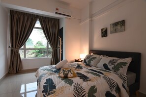 3 Schlafzimmer, Bügeleisen/Bügelbrett, WLAN, Bettwäsche