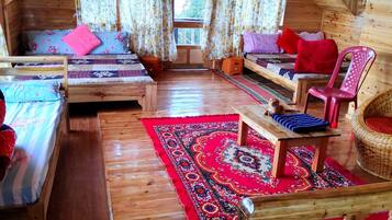 2 dormitoris, caixa forta a l'habitació, wifi gratuïta i roba de llit