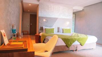 13 bedrooms, premium bedding, minibar, in-room safe