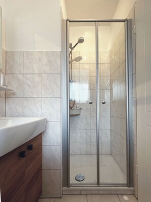 Shower, hair dryer, soap, toilet paper - Ihr Perfekten Rückzugsort, um die Schönheit des Oberharzes zu Entdecken (Sankt Andreasberg)