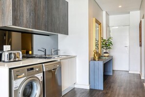 Interior - 2 Bedroom  2 Bathroom  Classic Luxury Sentinel Apartment (CAPE TOWN)