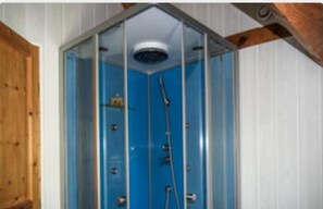 Dusche, Haartrockner, Seife