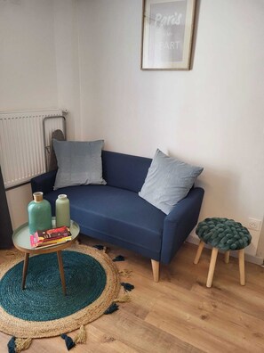 City Studio 7 | Living area - HOTEL RESIDENCE A LA BUTTE AUX CAILLES (Paris)