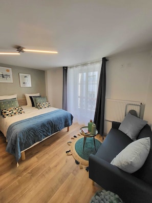 City Studio 7 | Soundproofing, iron/ironing board, free WiFi