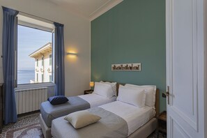 2 chambres, fer et planche à repasser, Wi-Fi gratuit, draps fournis