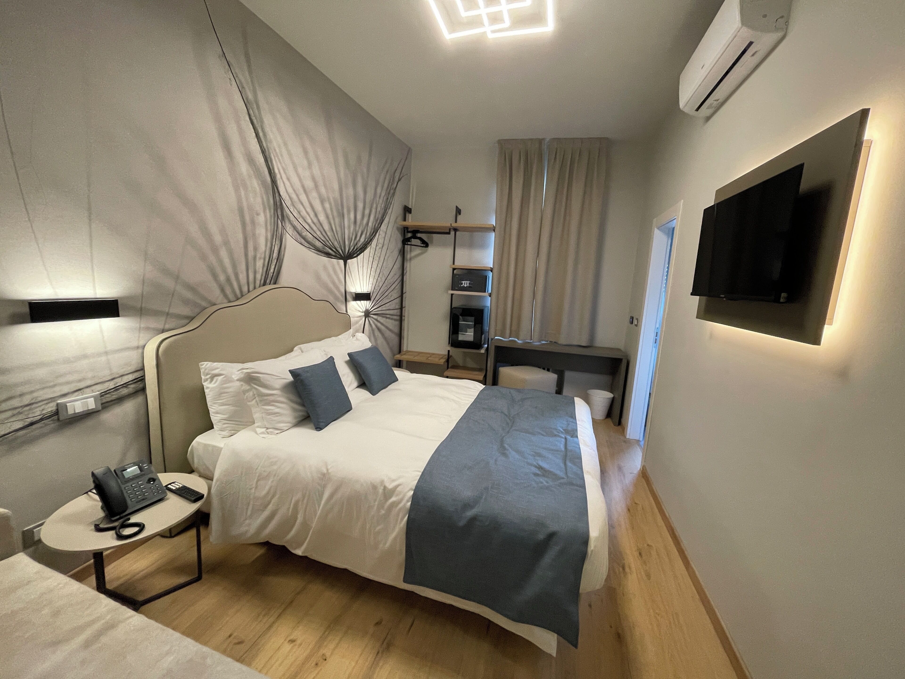 Deluxe-Doppelzimmer | Zimmersafe, kostenloses WLAN, individuell dekoriert