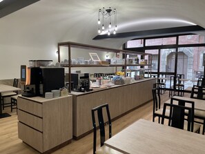 Petit déjeuner buffet compris tous les jours
