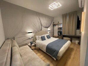 Habitación doble Deluxe | Caja de seguridad en la habitación y decoración personalizada