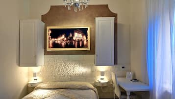 Habitación clásica doble | Caja fuerte, decoración individual, mobiliario individual y wifi gratis