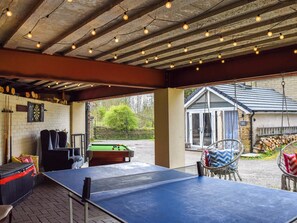 Terrace/patio - 1 bedroom accommodation in Hollingworth (Hollingworth)