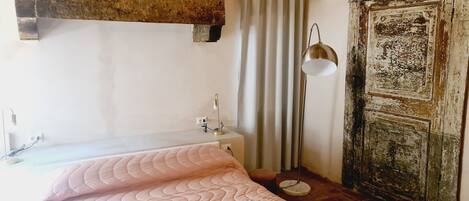 1 dormitorio, wifi, ropa de cama