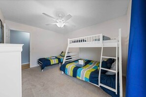 2 bedrooms, iron/ironing board, WiFi, bed sheets