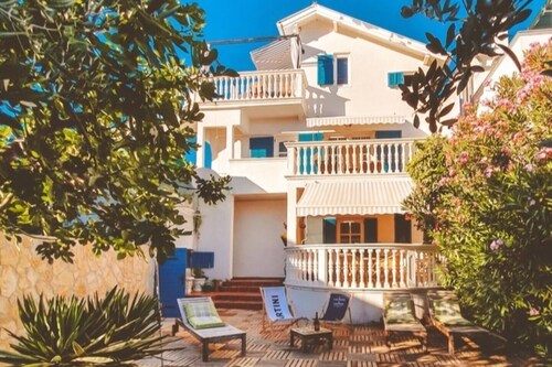 Apartment 2, Apartment mit Terrasse